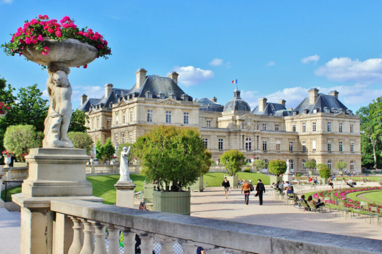 349310-le-jardin-du-luxembourg-a-paris-un-chef-d-oeuvre-botanique