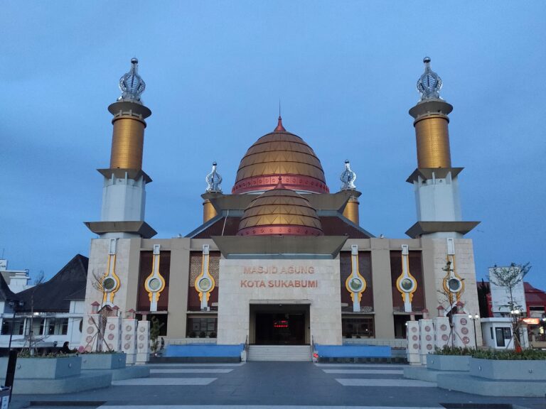 Sukabumi_Grand_Mosque_2022_01