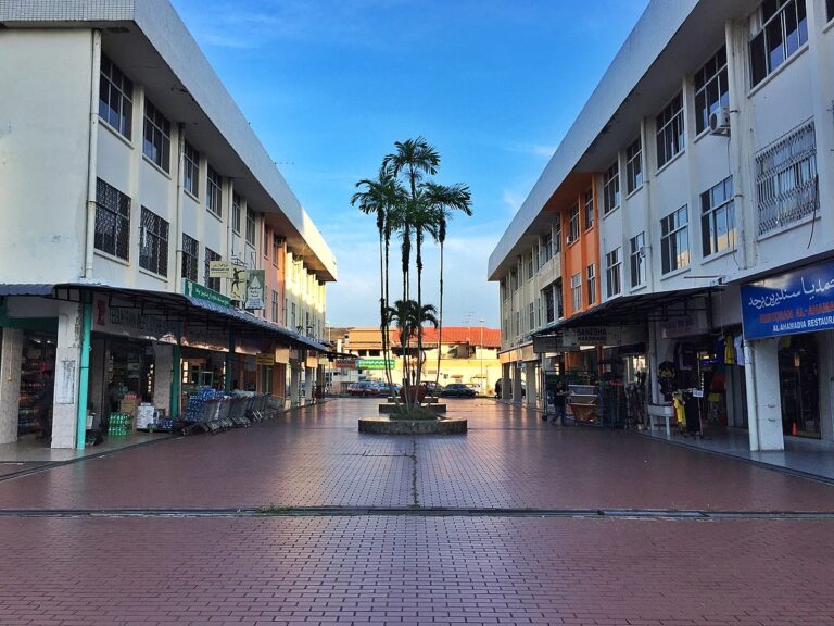 Sri_Aman_Complex,_Tutong