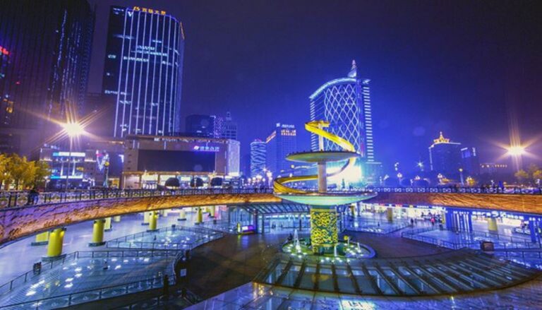 9-tempat-wisata-di-chengdu-china-yang-paling-dicari