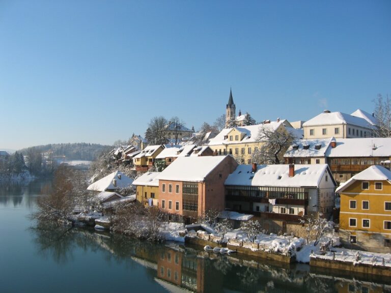 kota-novo-mesto-panorama-sejarah-dan-keindahan-budaya-slovenia