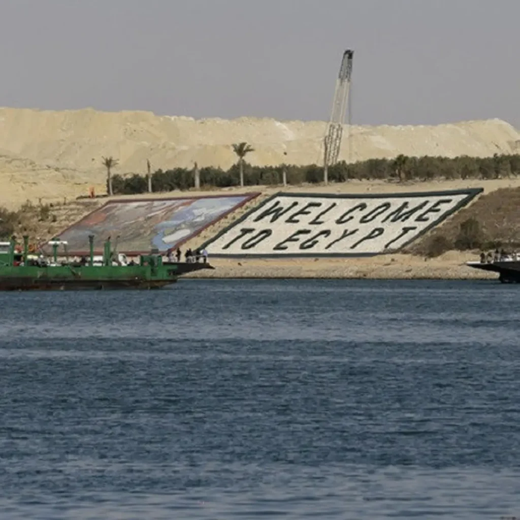 kota-suez-pusat-strategis-di-gerbang-terusan-suez-mesir